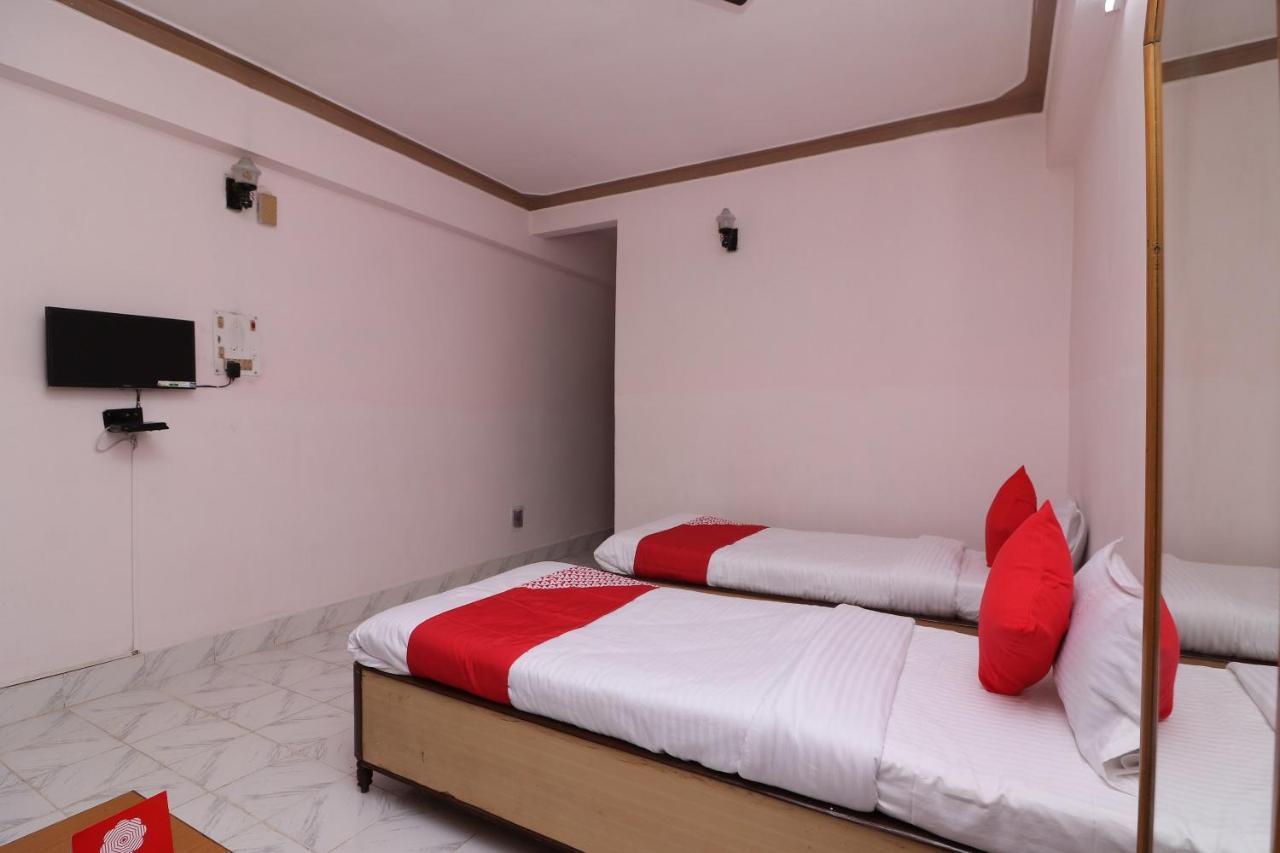 Oyo 16112 Hotel Uruvela International Bodh Gaya Exterior photo