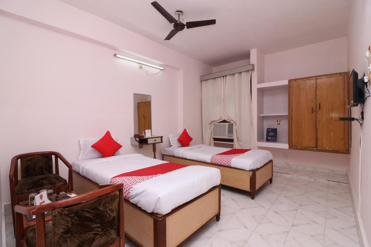 Oyo 16112 Hotel Uruvela International Bodh Gaya Exterior photo