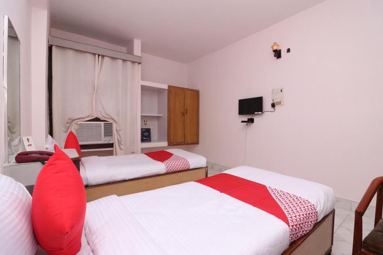 Oyo 16112 Hotel Uruvela International Bodh Gaya Exterior photo