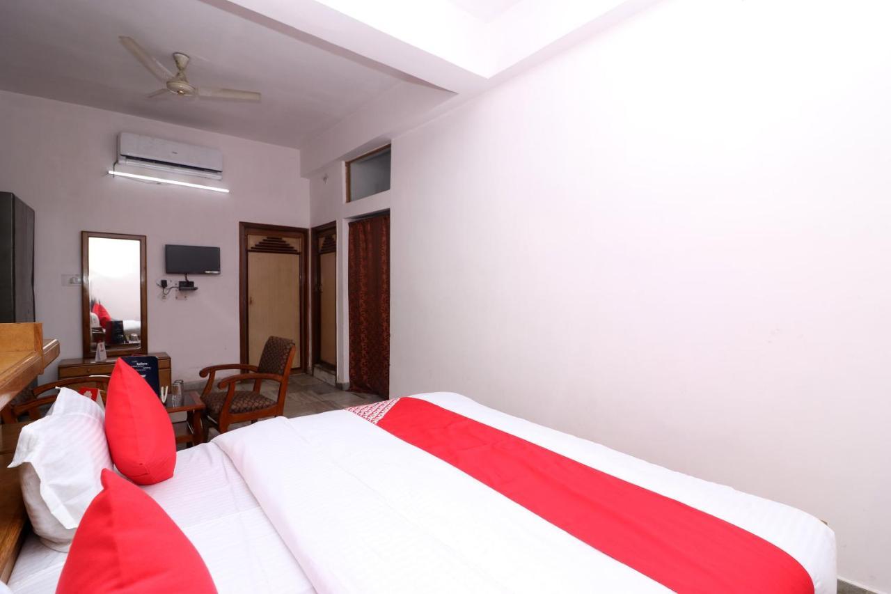Oyo 16112 Hotel Uruvela International Bodh Gaya Exterior photo