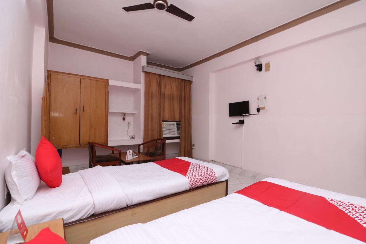 Oyo 16112 Hotel Uruvela International Bodh Gaya Exterior photo