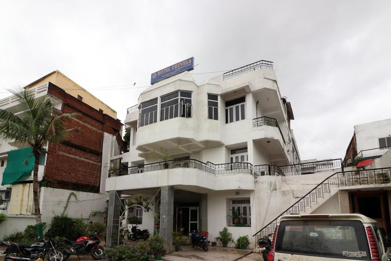 Oyo 16112 Hotel Uruvela International Bodh Gaya Exterior photo